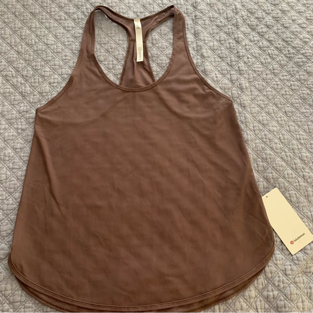 Lululemon NWT Women’s 105 Singlet, Breathable Yoga Tank. Size 10